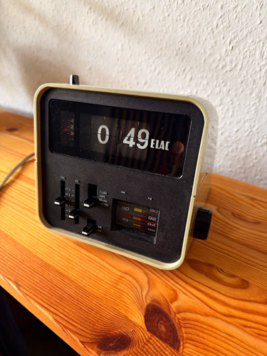 Elac radiowecker 100 - elac,