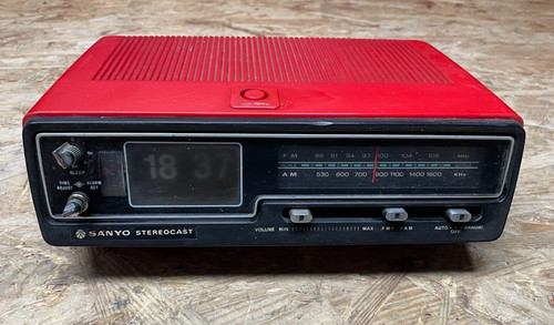 Klappzahlenwecker radio sanyo - klappzahlenwecker,